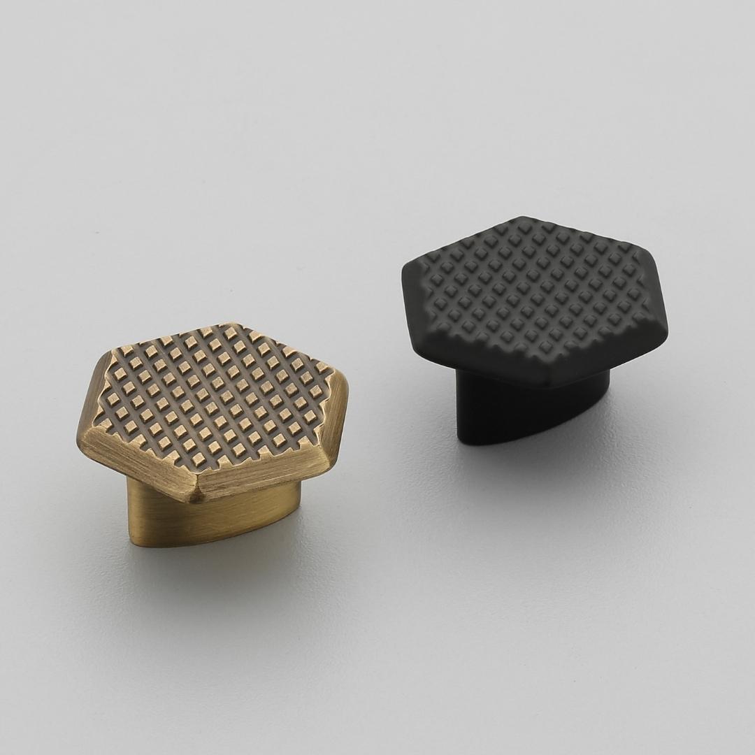 325 (1) Drawer-Knob-1643 - Image 1